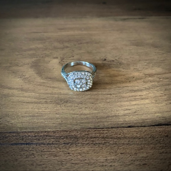 4pc Jewelry Set - Picture 3 of 4